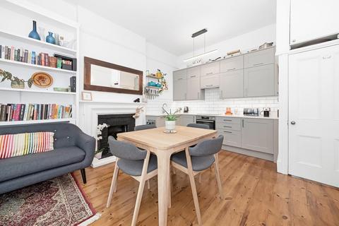 17a High View Road, London, SE19 3SS
