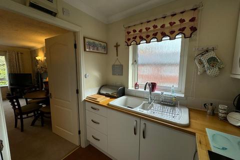 2 bedroom retirement property for sale, The Highlands, Edge Lane, Stretford