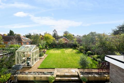 3 bedroom bungalow for sale, Keswick Road, Great Bookham, KT23