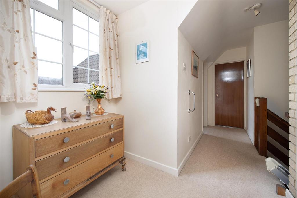 1 Sandringham Road Trowbridge BA14 0 JU (18).jpg