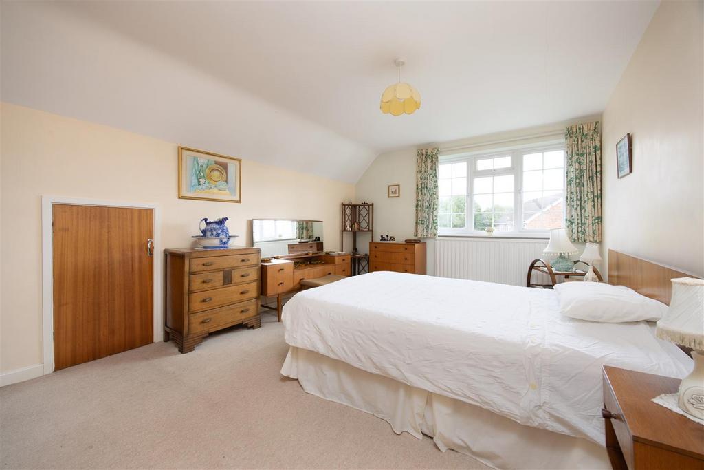 1 Sandringham Road Trowbridge BA14 0 JU (19).jpg