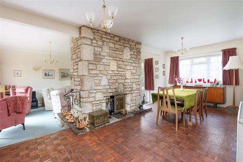 1 Sandringham Road, Trowbridge, BA14 0JU