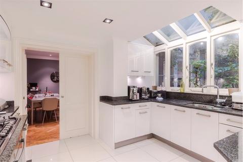 2 bedroom flat for sale, Cleveland Square, London