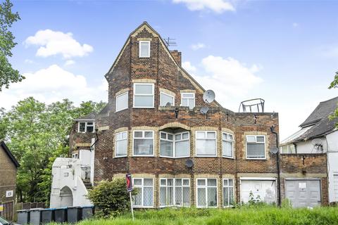 3 bedroom maisonette for sale, Stonegate Court, Kingsbury NW9