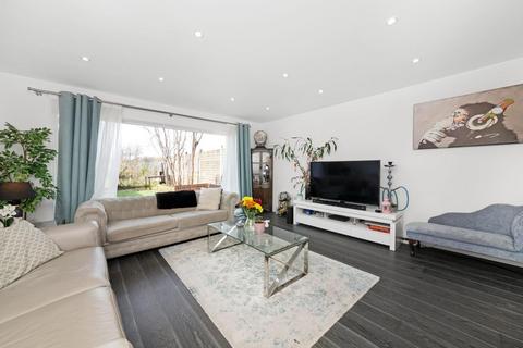 150a Spa Hill, London, SE19 3TU