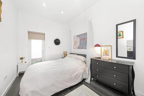 150a Spa Hill, London, SE19 3TU
