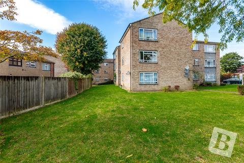 16 Aldwych Close, Hornchurch, RM12 4JX