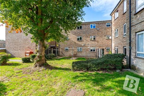 16 Aldwych Close, Hornchurch, RM12 4JX