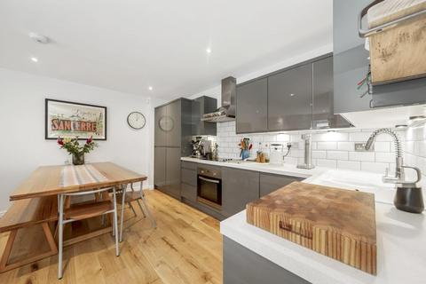 2 bedroom apartment for sale, Westow Street, Crystal Palace, SE19