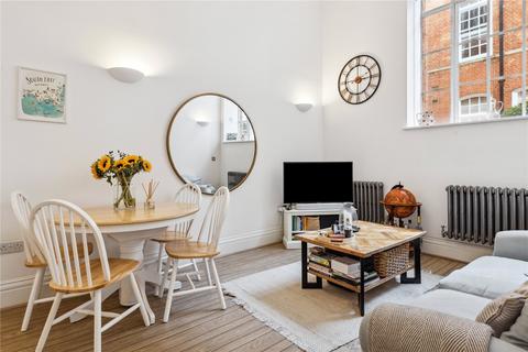 1 bedroom apartment for sale, Forfar Road, London, SW11