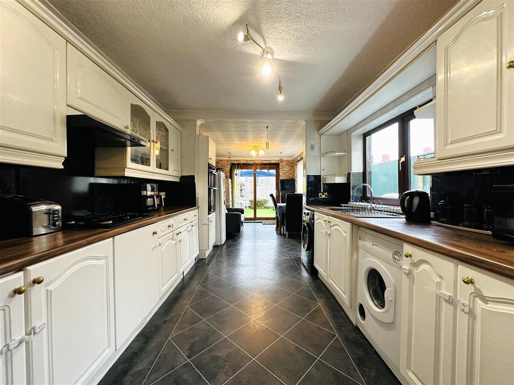 Kingsway, Goole 4 bed terraced house for sale £125,000