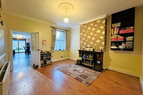 4 bedroom terraced house for sale, Kingsway, Goole