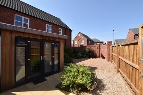 4 bedroom detached house for sale, Carnation Road, Loughborough, Leicestershire