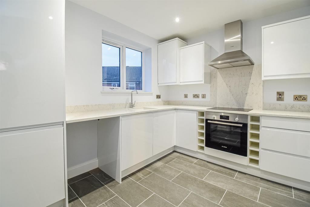 Horbury View, Ossett WF5 2 bed apartment to rent £895 pcm (£207 pw)