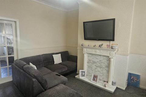 2 bedroom house for sale, Ripponden Street, Oldham OL1