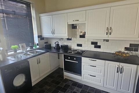 2 bedroom house for sale, Ripponden Street, Oldham OL1