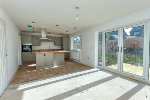 4 bedroom detached house for sale, Whittington Road, Gobowen, Nr Oswestry.