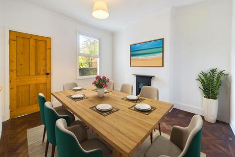 19 Hampstead Road, Nottingham, NG3 5HD