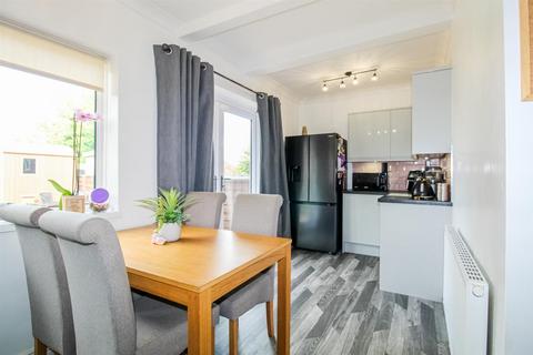 62 Hendal Lane, Wakefield, WF2 7NY