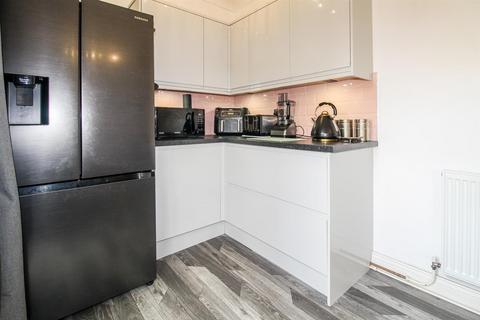 62 Hendal Lane, Wakefield, WF2 7NY