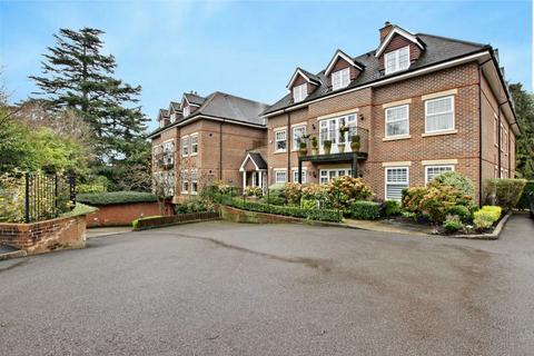 2 bedroom apartment to rent, Hawkesley Court, Watford Road, Radlett, Herfordshire, WD7