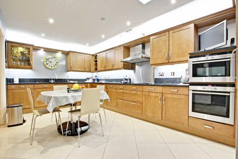 undefined, Hawkesley Court, Watford Road, Radlett, Herfordshire, WD7