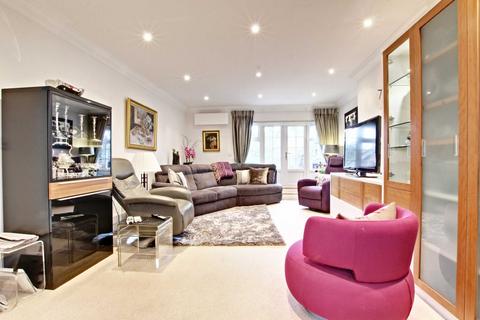 undefined, Hawkesley Court, Watford Road, Radlett, Herfordshire, WD7