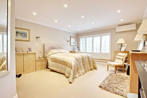 undefined, Hawkesley Court, Watford Road, Radlett, Herfordshire, WD7
