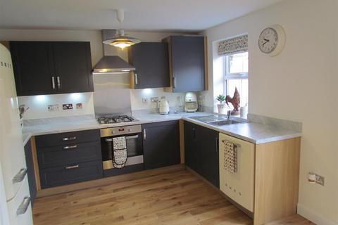 74 Derwent Road, Pickering, YO18 7UB