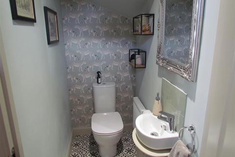 74 Derwent Road, Pickering, YO18 7UB