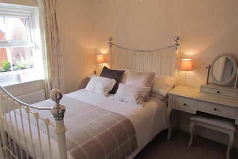 74 Derwent Road, Pickering, YO18 7UB