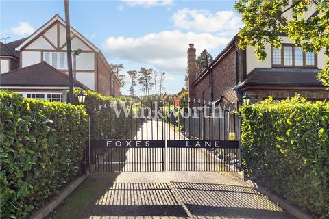 5 bedroom detached house for sale, Foxes Lane, Cuffley, Potters Bar, Hertfordshire, EN6