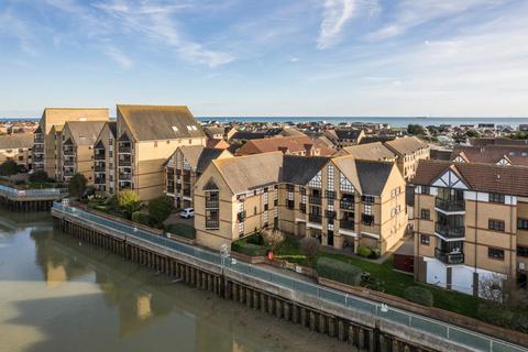 2 bedroom apartment for sale, Emerald Quay, Shoreham-By-Sea