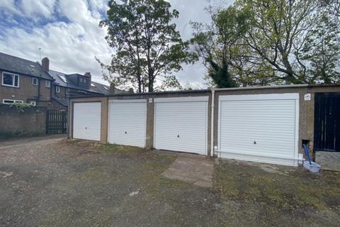 Garage to rent, Colinton Road, Edinburgh EH14