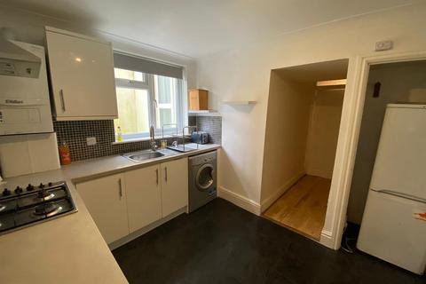 2 bedroom apartment to rent, North Road East, Plymouth PL4