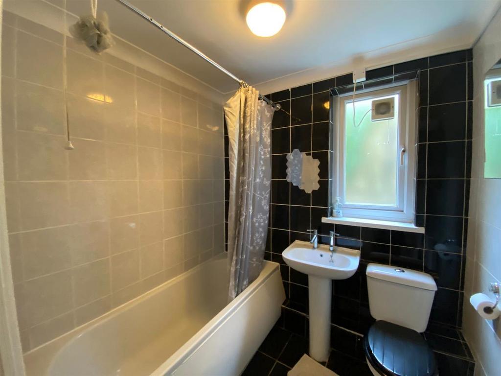BATH.jpg