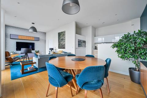 3 bedroom flat for sale, Landmann Point, Greenwich Millennium Village, London, SE10