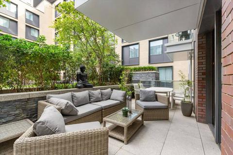 2 bedroom flat for sale, Satin House, Aldgate, London, E1