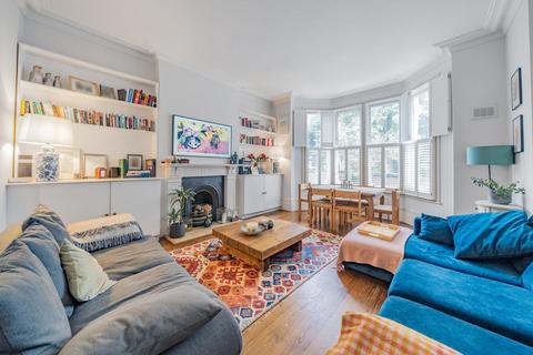 2 bedroom flat for sale, Raleigh Gardens, Brixton