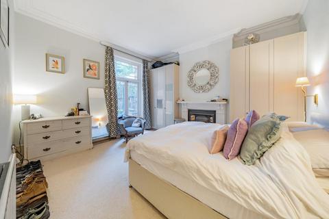 2 bedroom flat for sale, Raleigh Gardens, Brixton