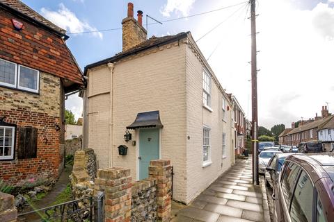 9 Millwall Place, Sandwich, CT13 9BQ