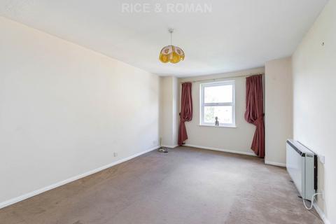 1 bedroom retirement property for sale, Church Lane, London SW19