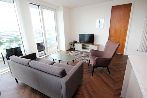 3 bedroom apartment to rent, Lightbox, Blue, Salford M50