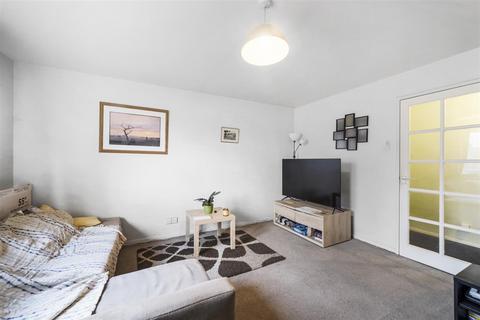 2 bedroom apartment for sale, Redford Close, Feltham TW13