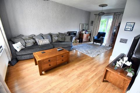 3 bedroom terraced house for sale, Douglas Way, Whitefield, M45