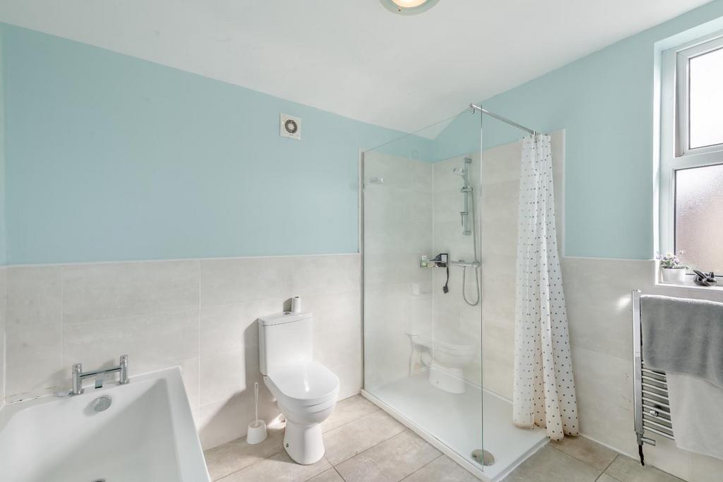 8623696-interior18.jpg