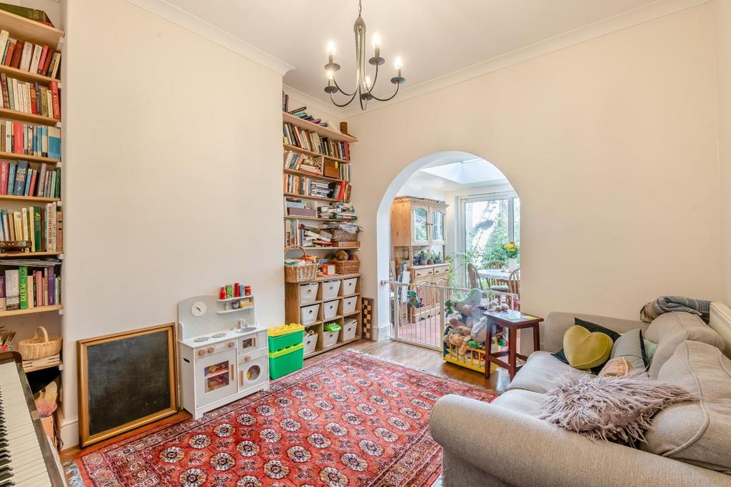 8623696-interior11.jpg