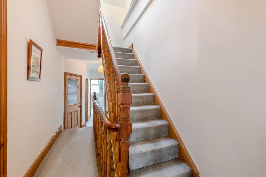 8623696-interior29.jpg