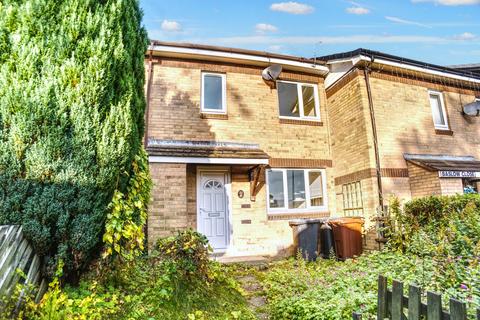 3 bedroom terraced house for sale, Baslow Close, Glossop SK13