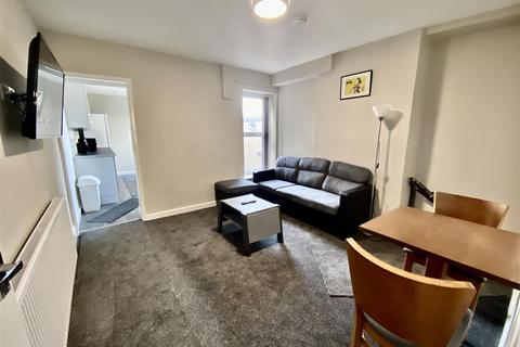 5 bedroom private hall to rent, Ullswater Road, Lancaster LA1